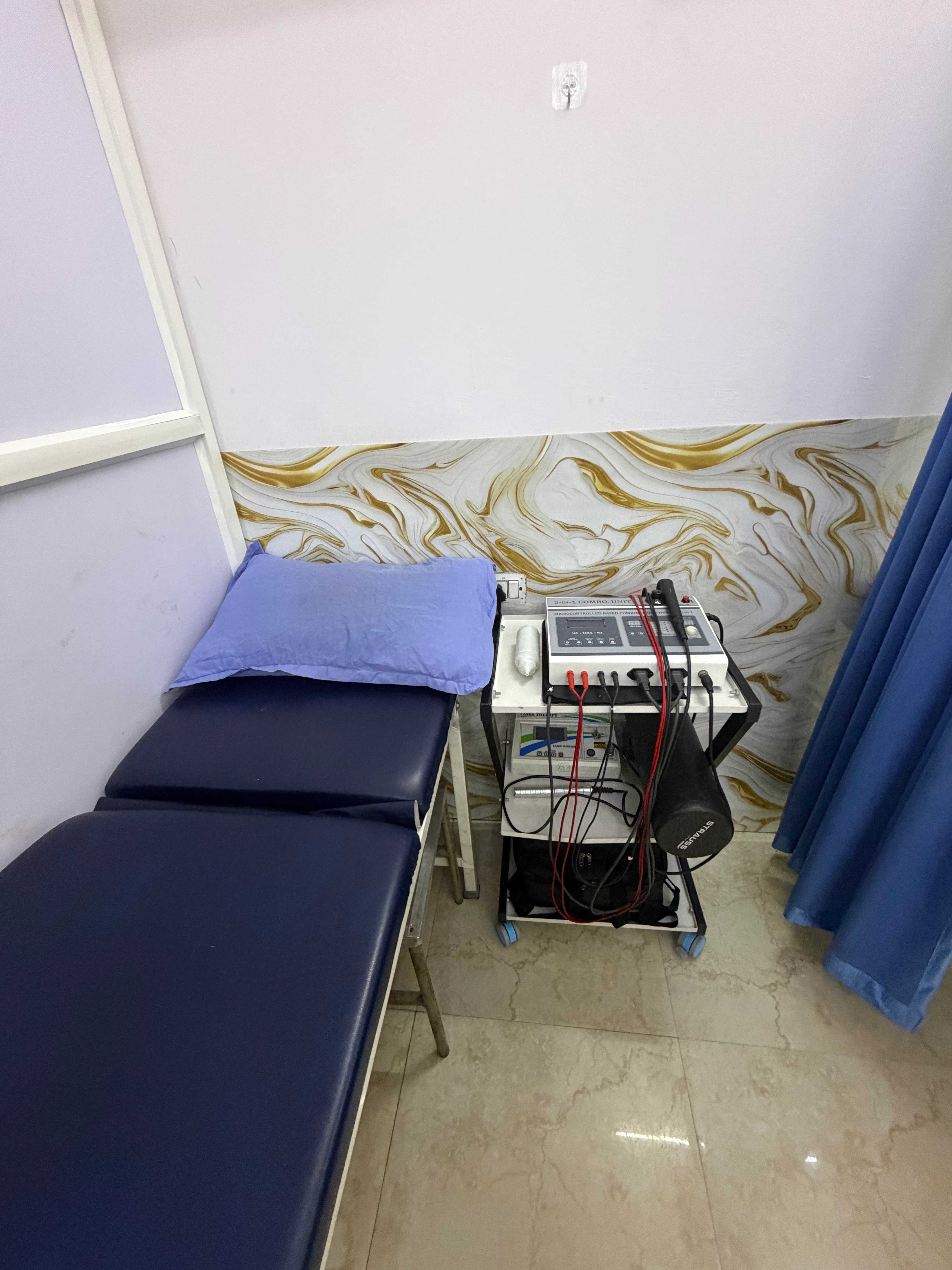 Ultrasound therapy machine at Physiotherapy Clinic Noida